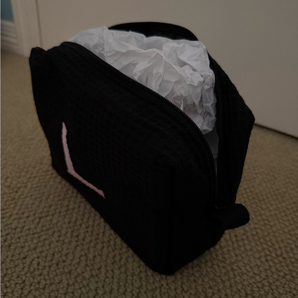 black cosmetics bag with pink personalized L initial!